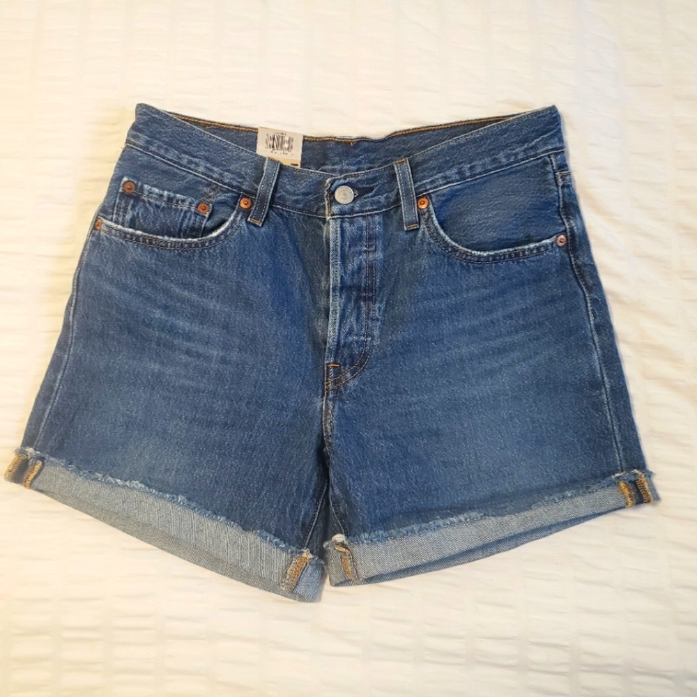 Levis mid rise 501 shorts